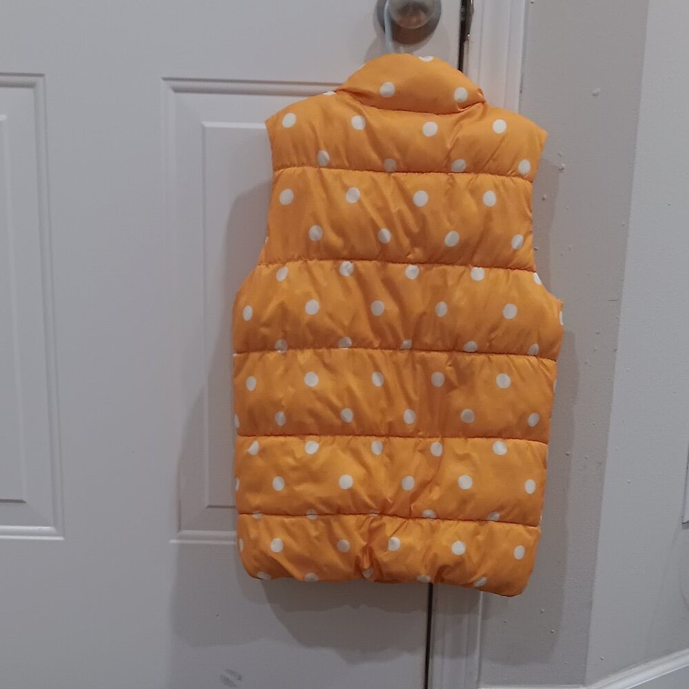 Kids Old Navy sleeveless puffer jacket - Picture 2 of 2